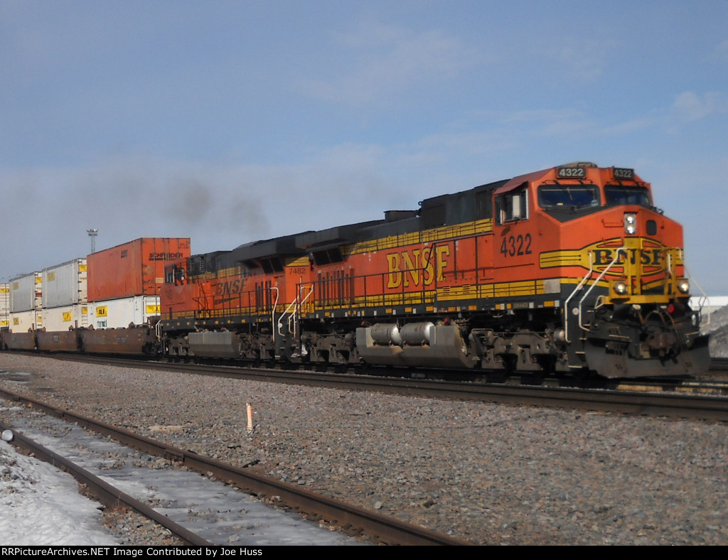 BNSF 4322 East